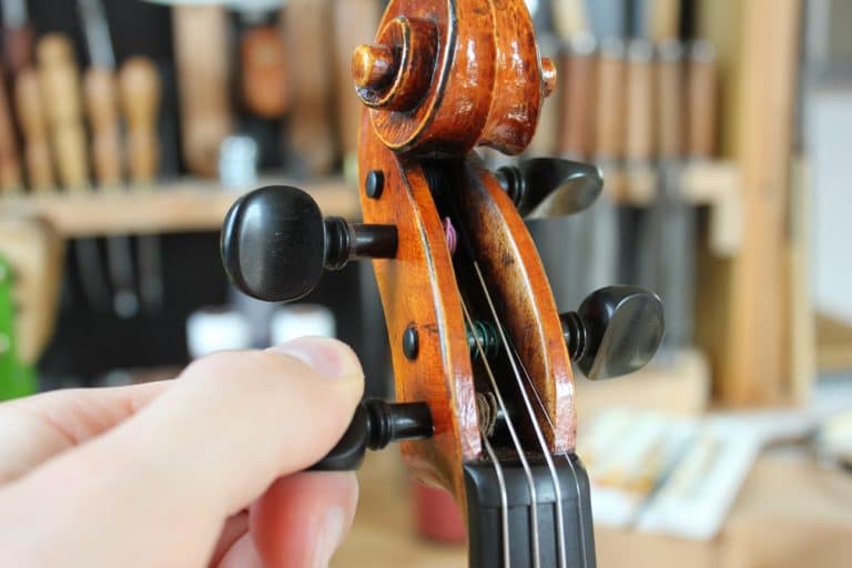 accorder son violon, alto ou violoncelle