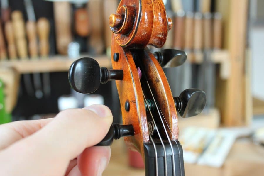accorder son violon, alto ou violoncelle