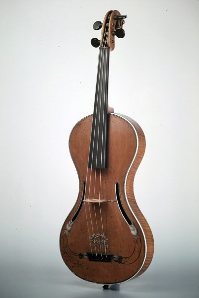 Le violon chanot, la rencontre entre la guitare et le violon.