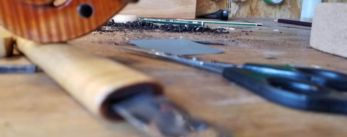 Se former à la lutherie en alternance établi