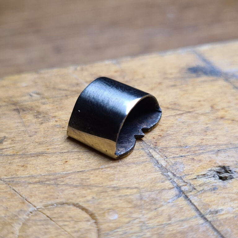 Comment réparer un passant d'archet simple